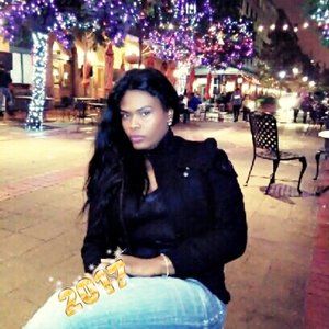 Meet your Posher, Latangela